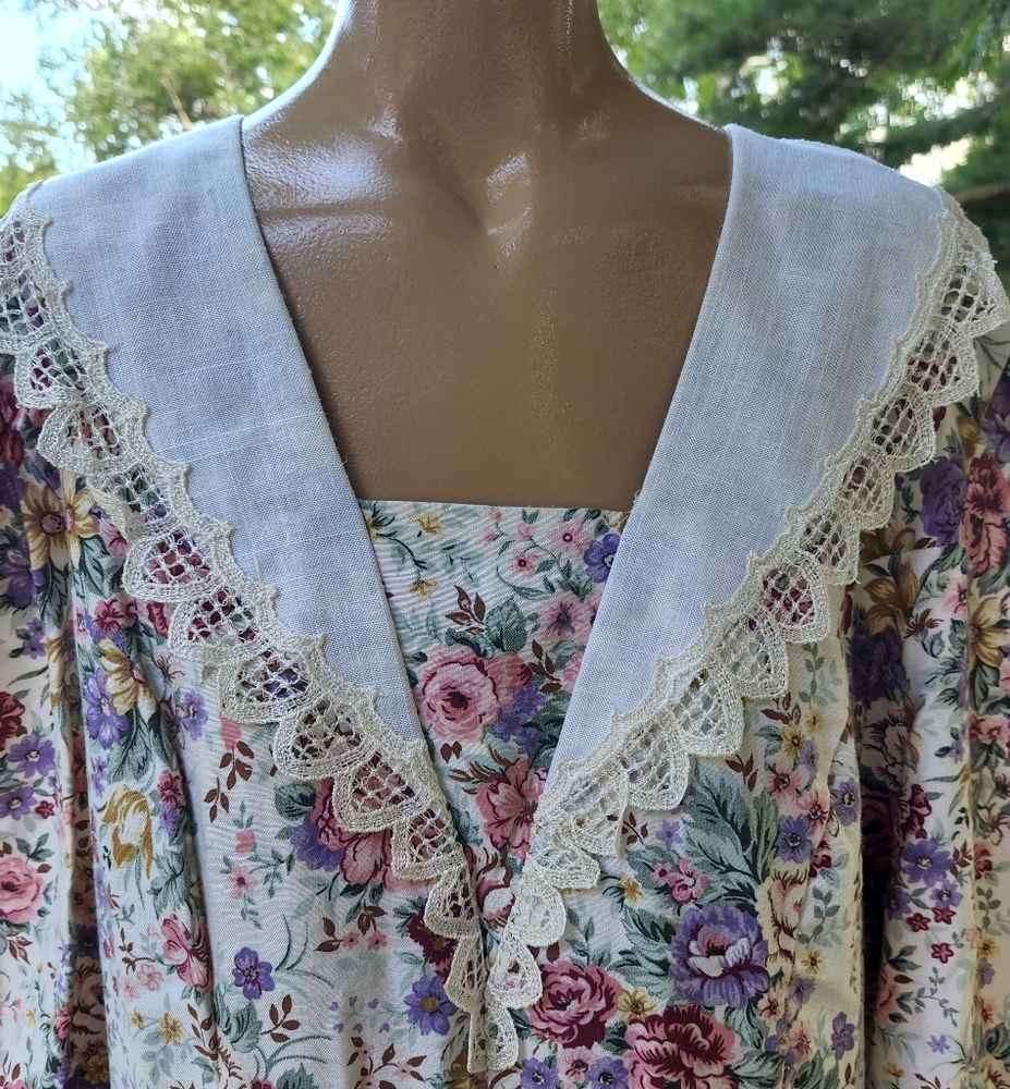 VINTAGE DRESS - Picture 4 of 13